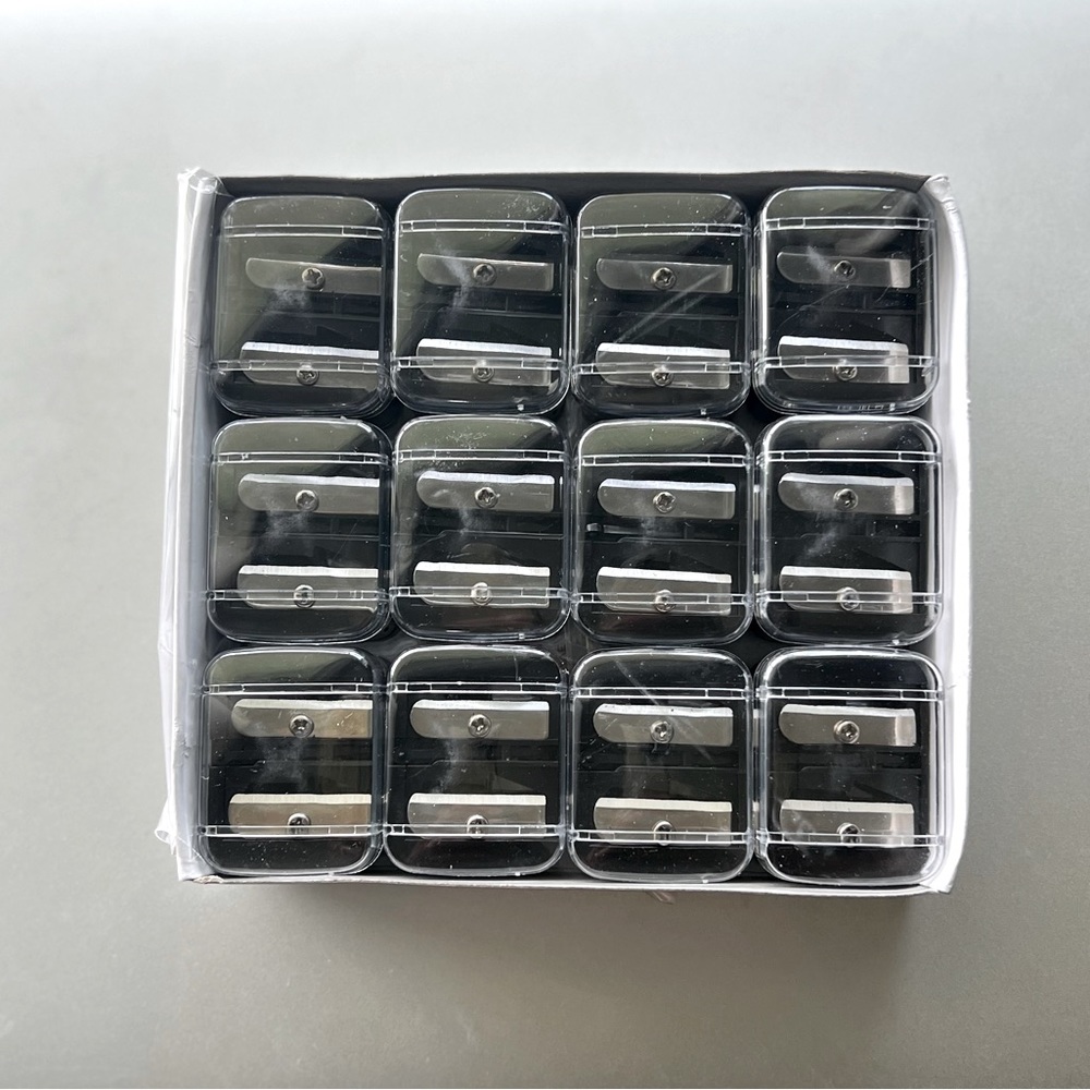 A pack of 12 makeup sharpeners great for the a pro makeup artist.